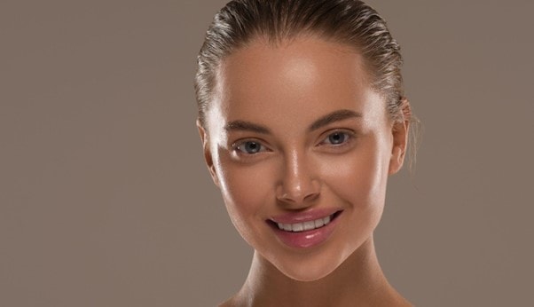 ο καλύτερος ορός προσώπου για τα σημάδια γήρανσης