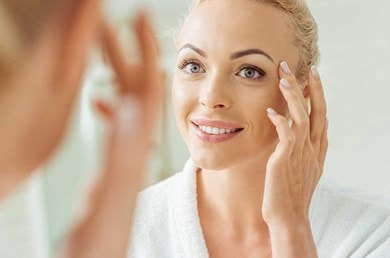 Αντιγηραντική περιποίηση προσώπου μετά την ηλικία των 40