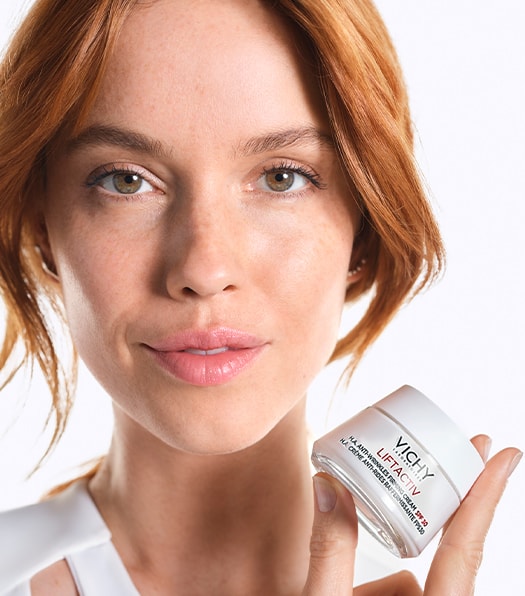 Υαλουρονικό στο πρόσωπο: Οφέλη και τρόπος εφαρμογής