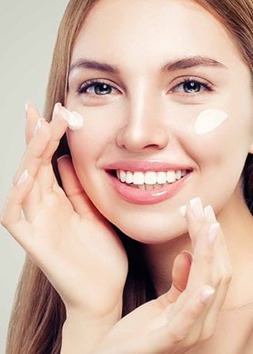 Φροντίδα και περιποίηση προσώπου στα 20