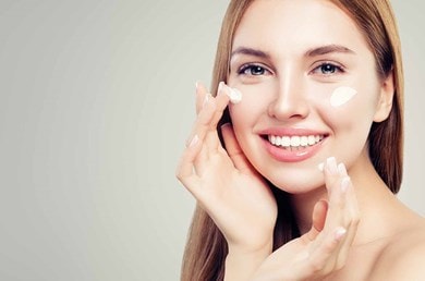 Φροντίδα και περιποίηση προσώπου στα 20