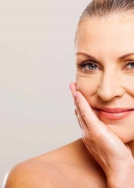 Συμπτώματα εμμηνόπαυσης στα 50