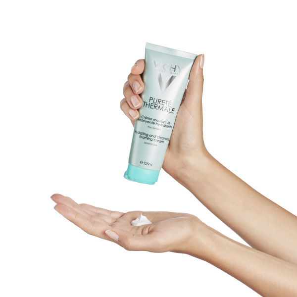 PURETE THERMALE - HYDRATING AND CLEANSING FOAMING CREAM